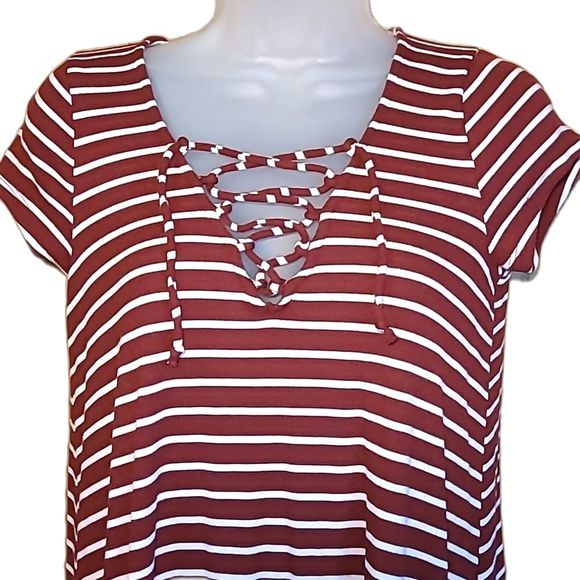 Hollister Lace Up Cut Out Blouse V-Neck Short Sleeve Oversized Striped Flowy Top - Picture 11 of 16